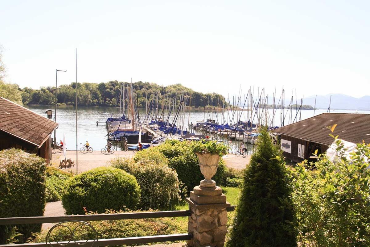 Ferienwohnungen Jell - Forg Breitbrunn am Chiemsee Bagian luar foto